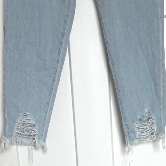 Risen High Waist Relaxed Distressed Jeans Womens 5/27 Frayed Hems - Picture 5 of 9